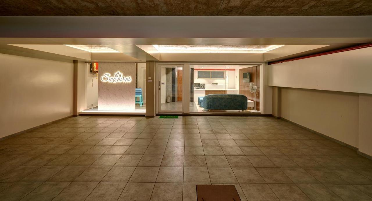 Hotel Swamini Kolhápur Kültér fotó