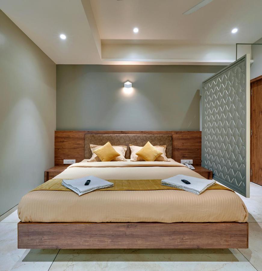 Hotel Swamini Kolhápur Kültér fotó