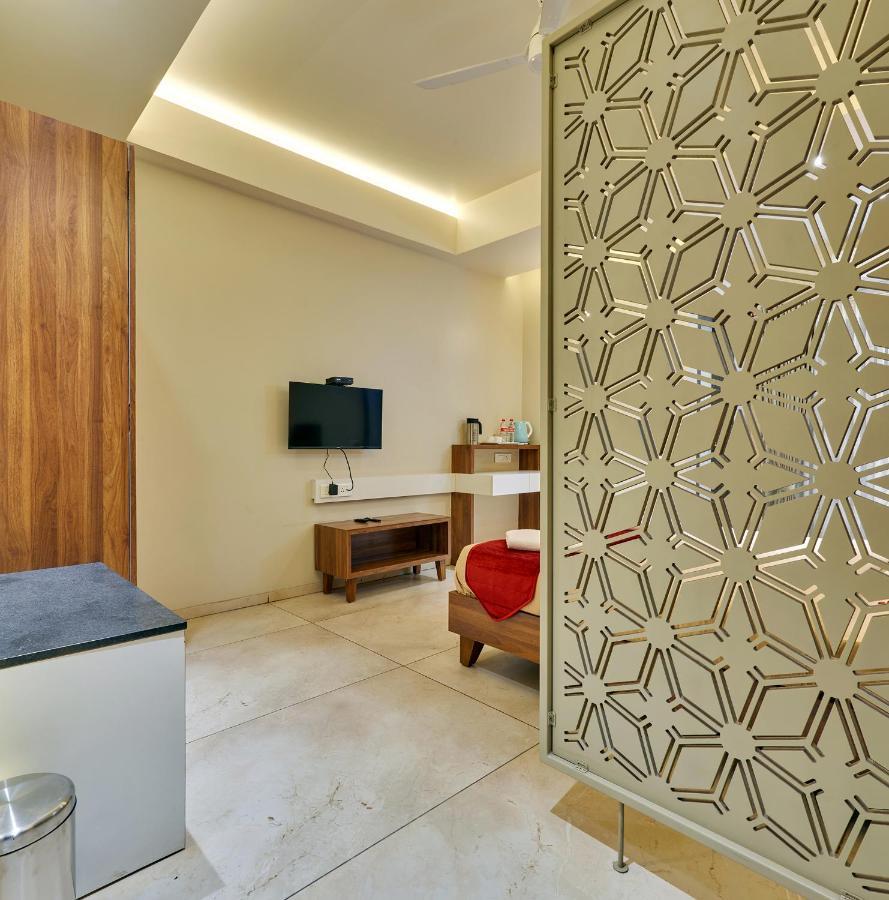 Hotel Swamini Kolhápur Kültér fotó